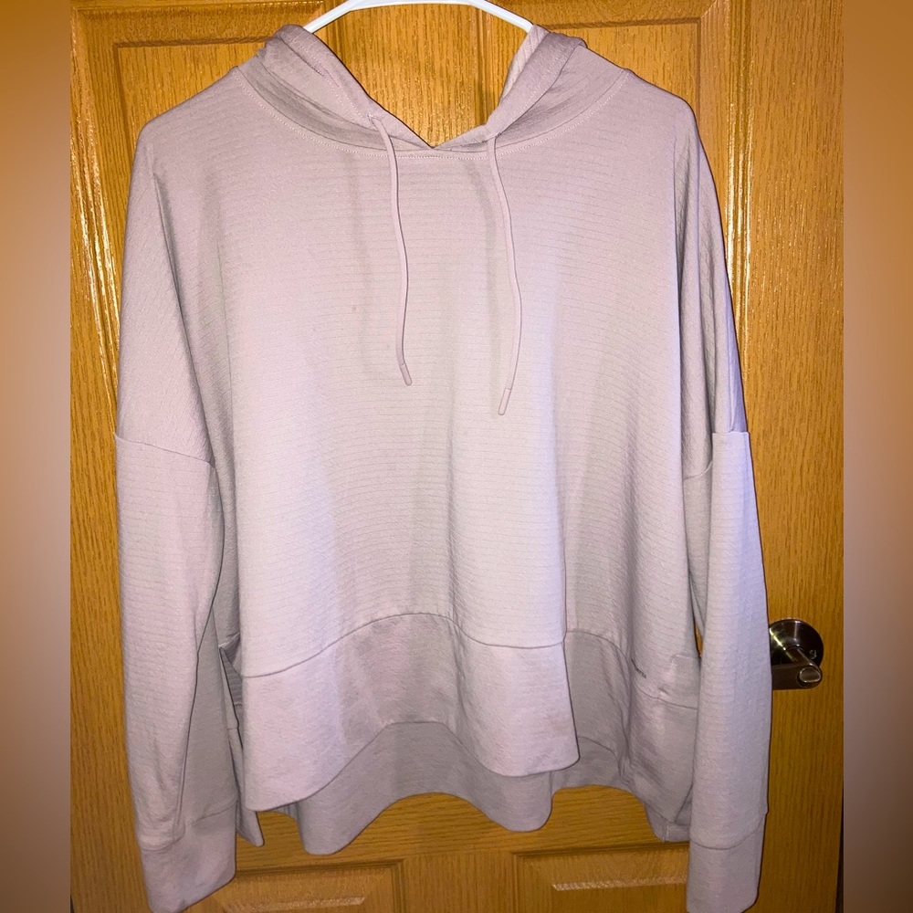 Mondetta long sleeve shirt. Size Large. Used